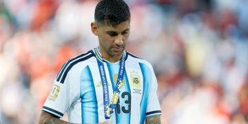 Cristian Romero Viral Usai Diduga Abaikan Donald Trump Saat Penyerahan Medali Piala Dunia 2026