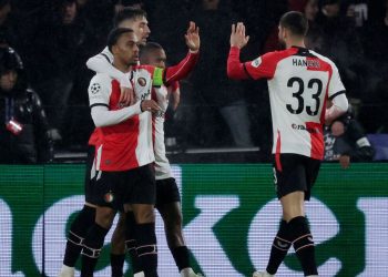 Prediksi Feyenoord vs Go Ahead Eagles: Duel Ketat di De Kuip