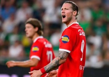 Prediksi Skor Twente vs Zwolle Eredivisie 16 Agustus 2026: Twente Diunggulkan atas Zwolle
