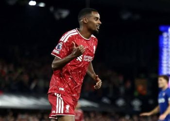 Gakpo Bercanda Tagih Utang Asis kepada Alexander Isak